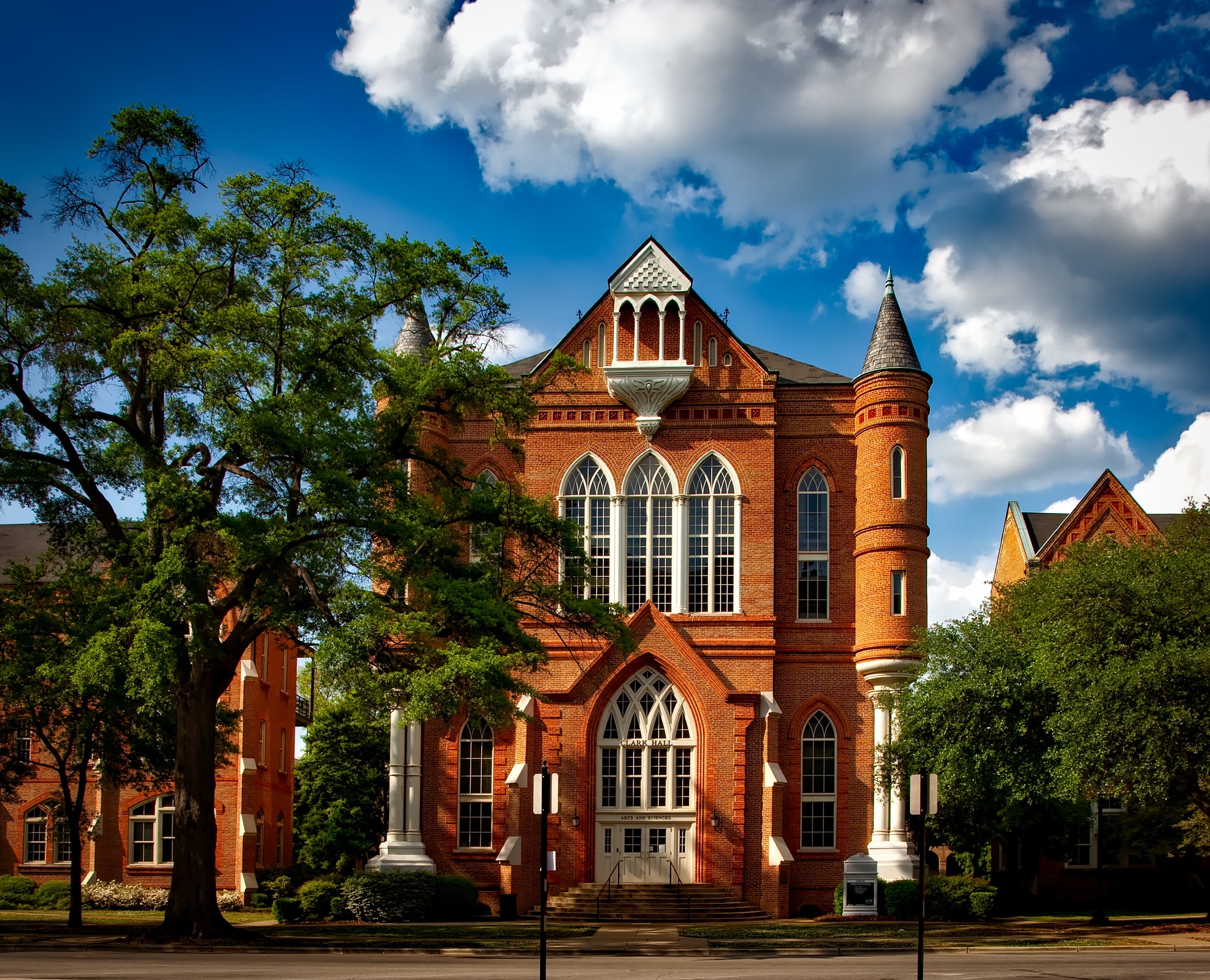 A long short-term memory that is used as a prediction measure for energy consumption in campus buildings.