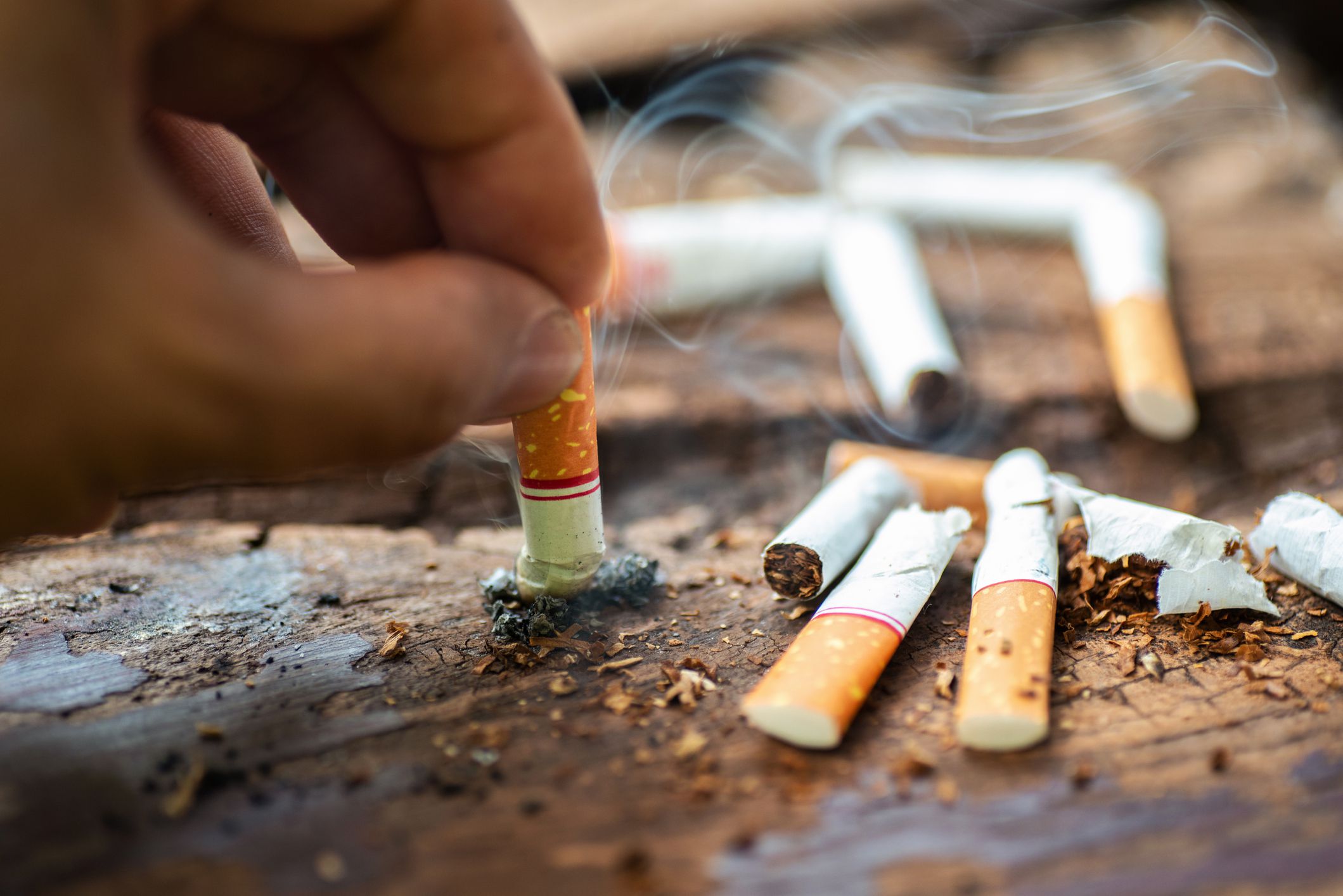 Smoking before and after conception is linked to delayed embryonic development